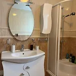 Apartman Majda Elegant With Prime Location And Parking