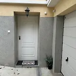 Majda Elegant With Prime Location And Parking * Lublaň