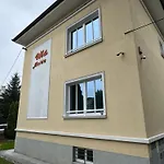 Majda Elegant With Prime Location And Parking