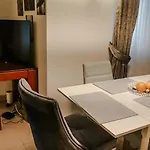 Majda Elegant With Prime Location And Parking Lublaň