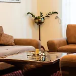 شقة Majda Elegant With Prime Location And Parking *