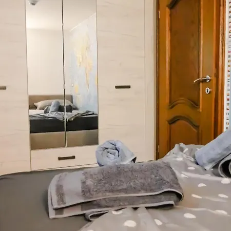 Majda Elegant With Prime Location And Parking Lejlighed *