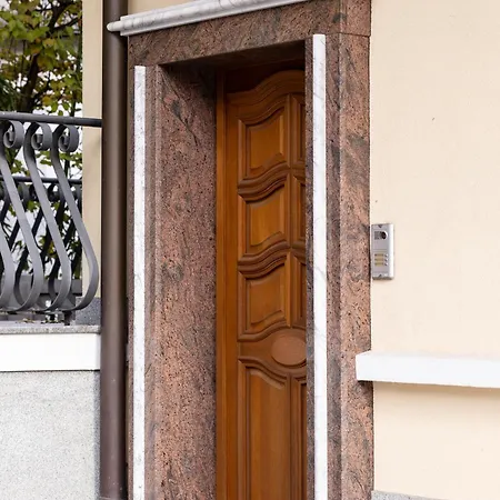 Majda Elegant With Prime Location And Parking *