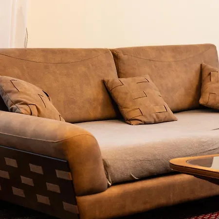 Majda Elegant With Prime Location And Parking Lublana