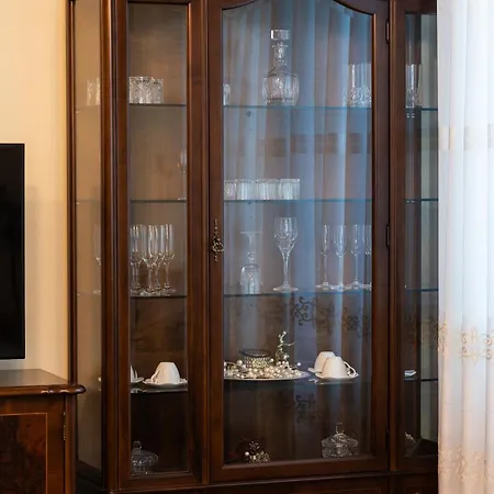 Majda Elegant With Prime Location And Parking * Ljubljana