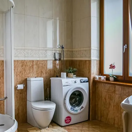 Appartement Majda Elegant With Prime Location And Parking