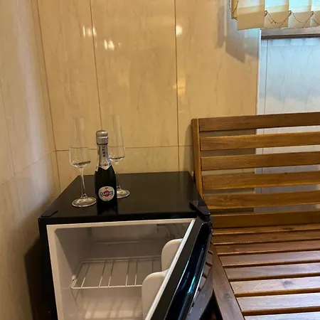 アパート Majda Elegant With Prime Location And Parking *