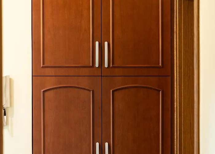 Majda Elegant With Prime Location And Parking Appartement *