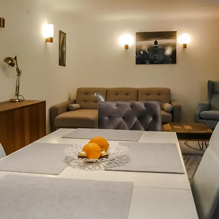 Majda Elegant With Prime Location And Parking * Laibach