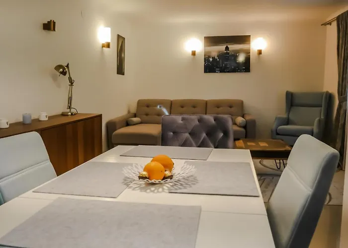 Majda Elegant With Prime Location And Parking * לובליאנה