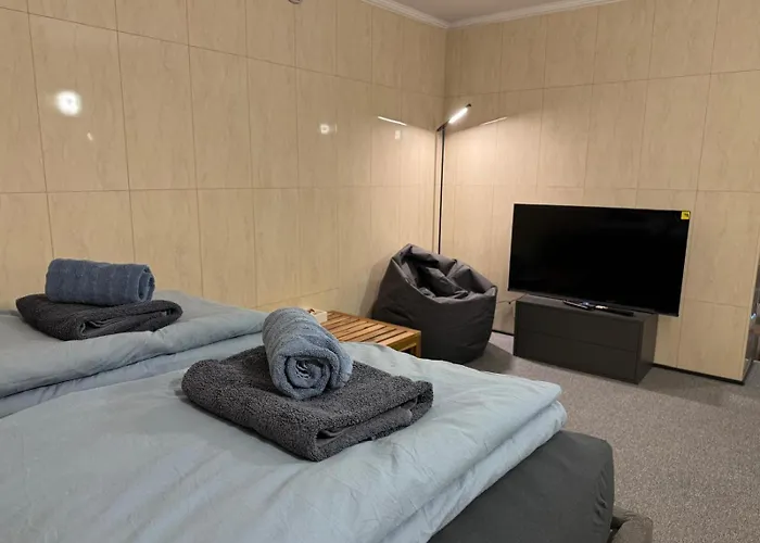 Majda Elegant With Prime Location And Parking דירה